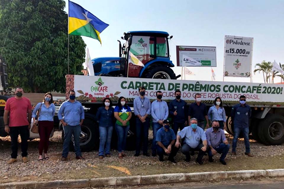 Luizinho Goebel participa do lançamento da carreata de prêmios da 5ª edição do Concafé, em Vilhena