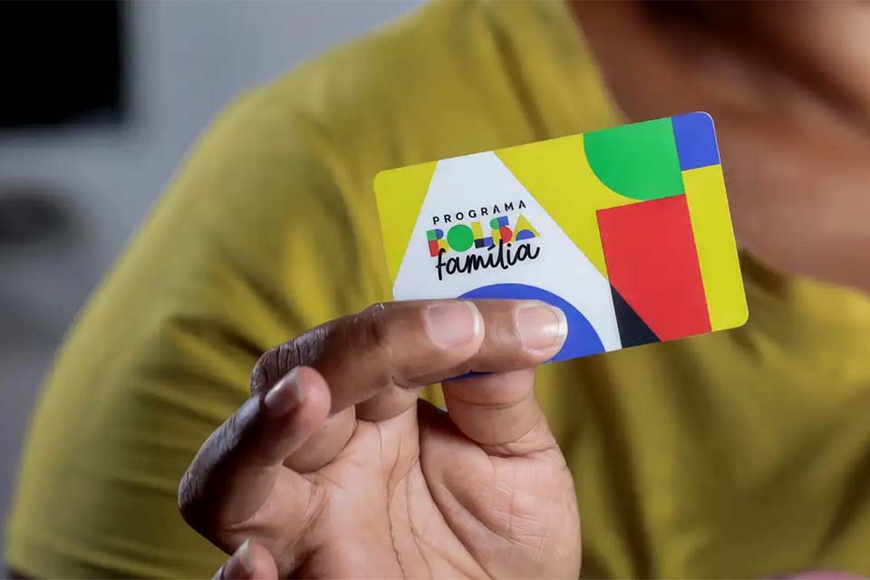 Caixa paga novo Bolsa Família a beneficiários com Número de Inscrição Social de final 9