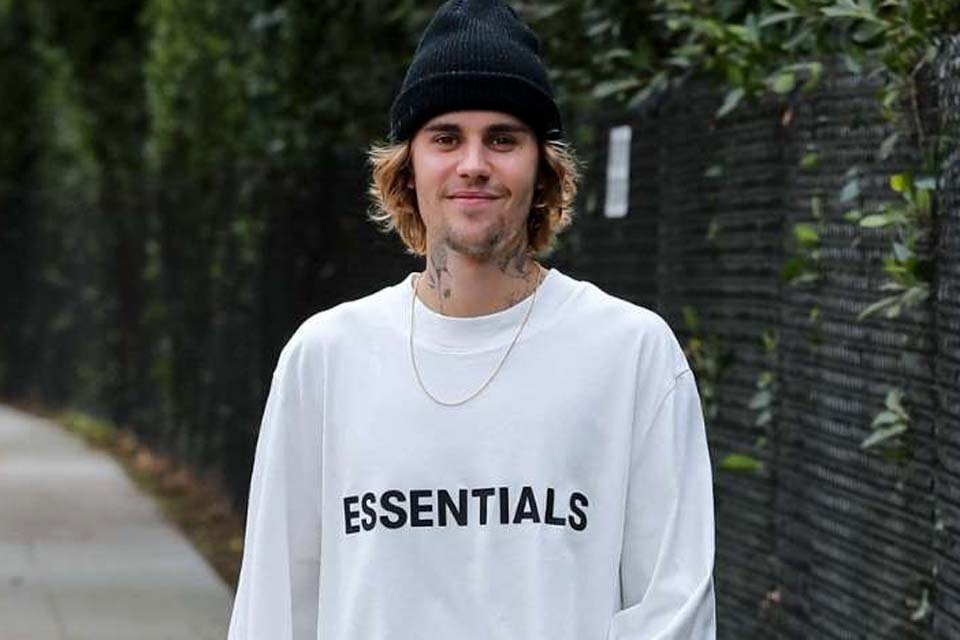 Justin Bieber explica por que não tem mais telefone celular