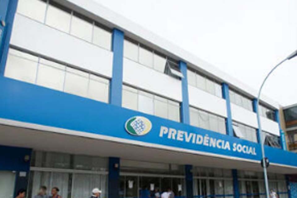 INSS: 2ª parcela do 13º disponível para beneficiários com NIS final 5 e 0