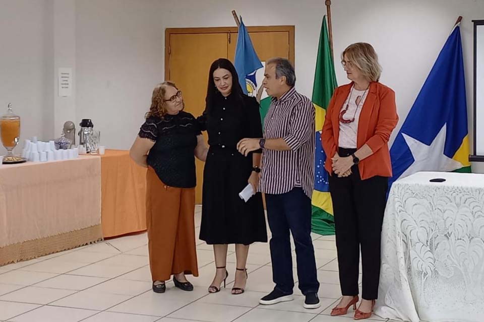 Semed apresenta resultados do Programa de Alfabetização na Idade Certa - PAIC para conselheiros do Tribunal de Contas de Rondônia