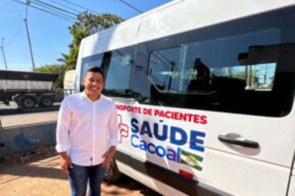 Prefeito Adailton Fúria entrega van à Casa de Apoio em Porto Velho