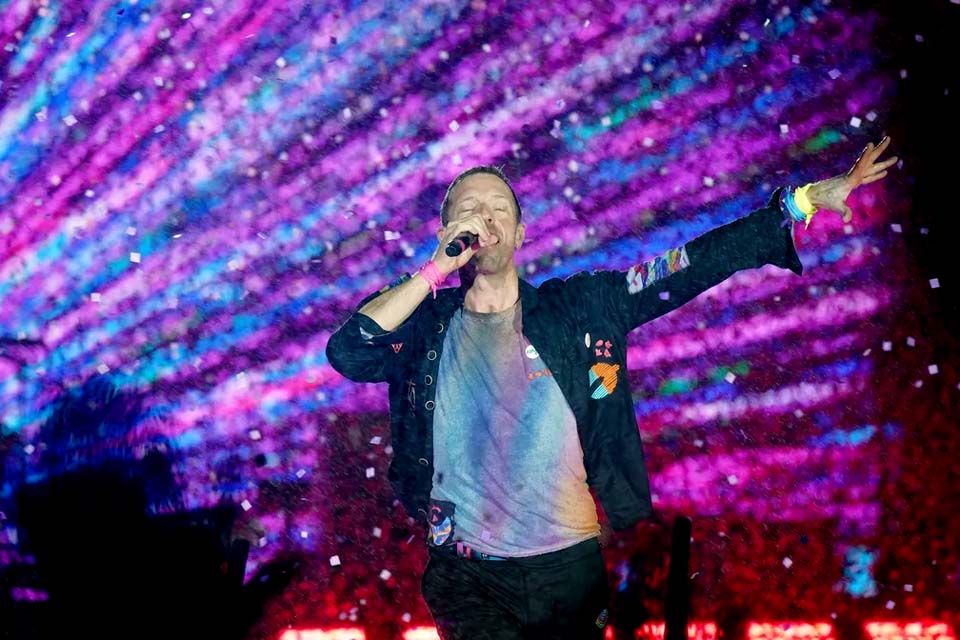 Coldplay remarca shows no Brasil para março de 2023