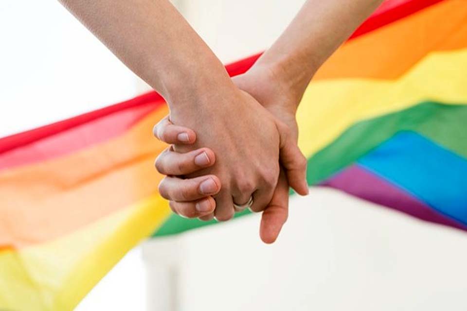 Comissão da Câmara pode votar hoje PL que proíbe união homoafetiva