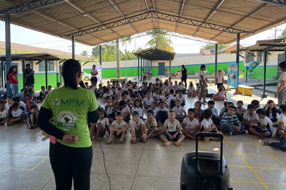 Semeia realiza palestra em escola sobre prevenção às queimadas