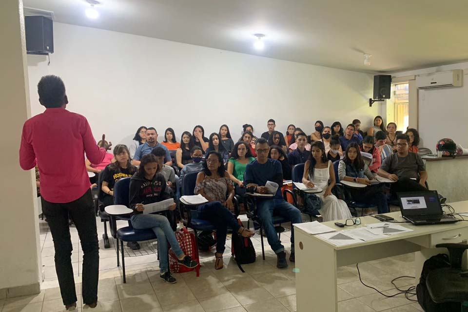 Semana com dois cursos na Escola do Legislativo