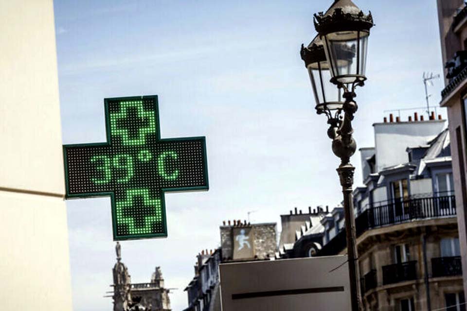 Mortes na França aumentaram durante onda de calor, de acordo com instituto de estatísticas francês