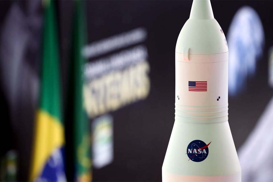 Nasa cancela lançamento da Artemis I após detectar vazamento em motor