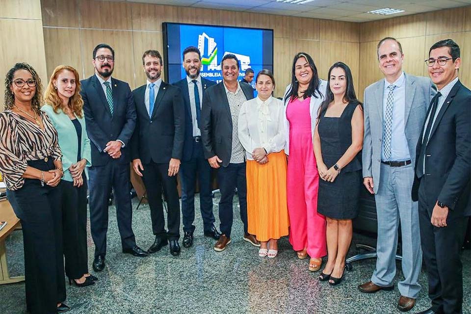 Promotoria do Consumidor defende cumprimento de isenção da taxa de ICMS sobre energia solar gerada em domicílio