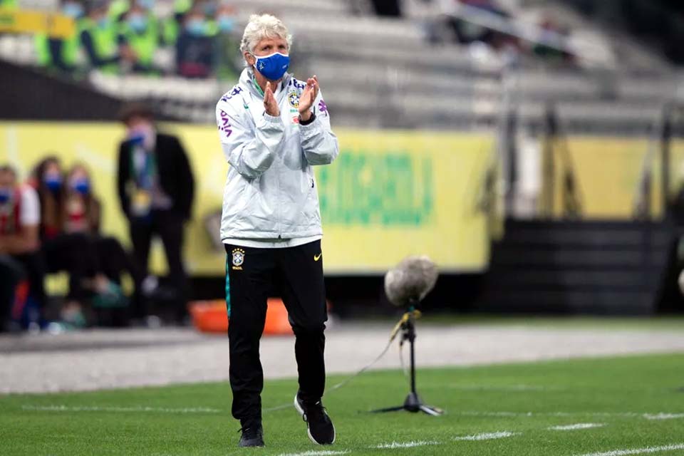 Em busca de mais testes e correções, seleção feminina pega Equador nesta terça, no Morumbi