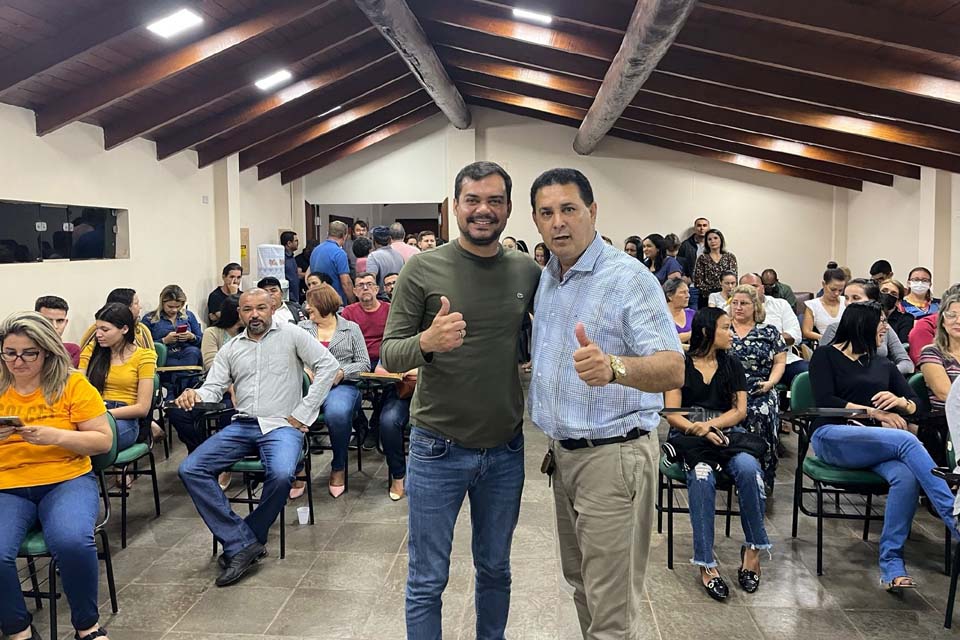 Deputado Expedito Netto se reúne com prefeito Aldo Júlio e lideranças do município de Rolim de Moura