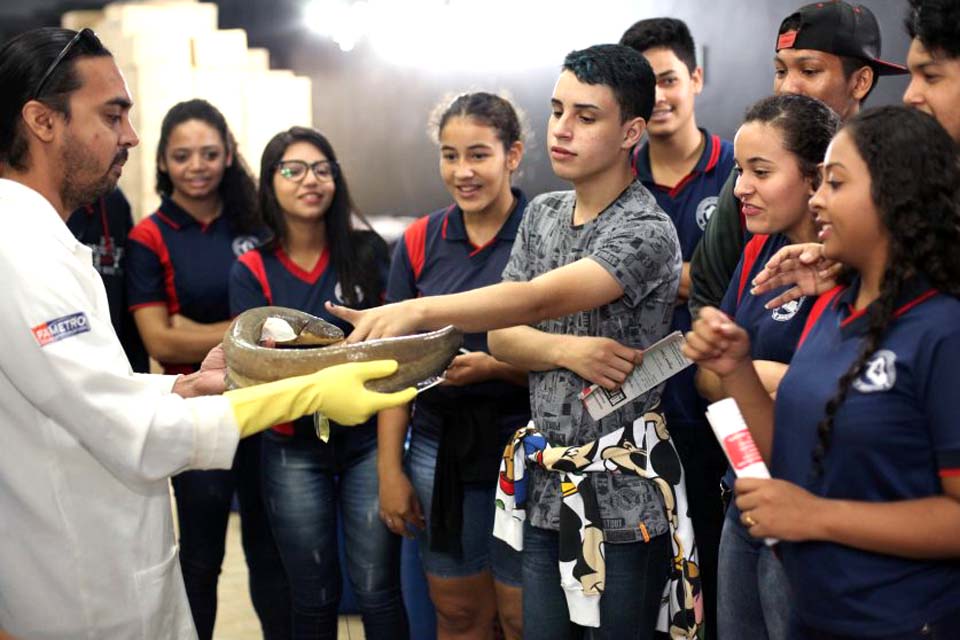 UNIR campus recebe mais de 2 mil alunos da rede pública na 1ª Mostra de Cursos em Rondônia