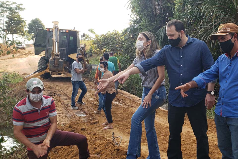 Deputado estadual Alex Redano vistoria aplicação de emendas no município de Alto Paraíso