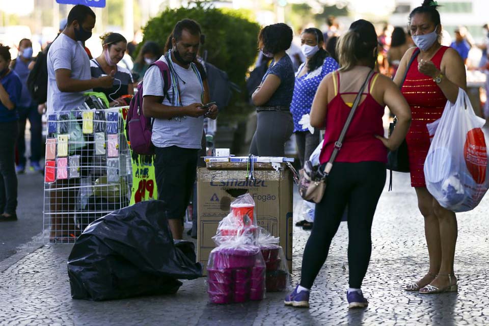 Pandemia ainda provoca impactos no mercado de trabalho, diz Ipea