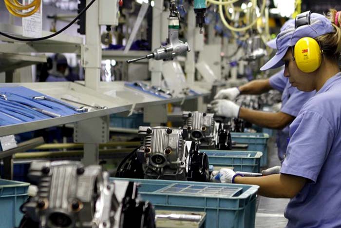 Produção industrial cresce em oito dos 15 locais pesquisados pelo IBGE