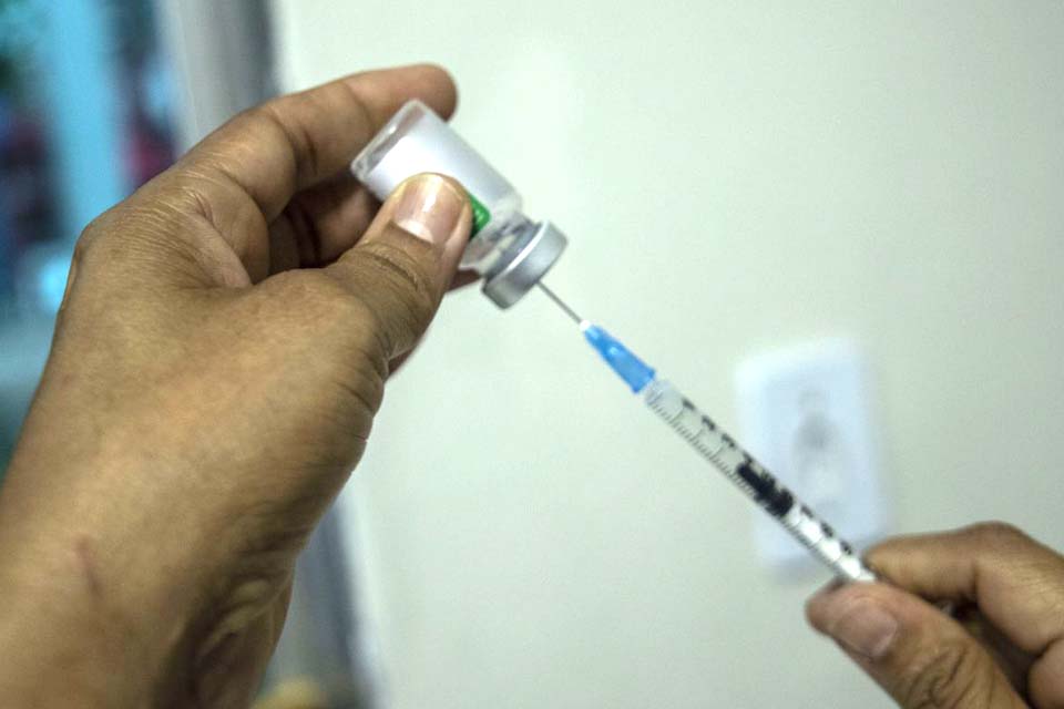 Aumento de síndromes gripais em crianças alerta para a importância da vacinação contra influenza