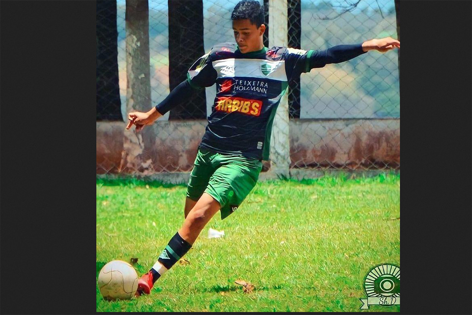 Atleta que nasceu em Jaru e cresceu em Vale do Anari vem se destacando na base do time Arapongas do Paraná