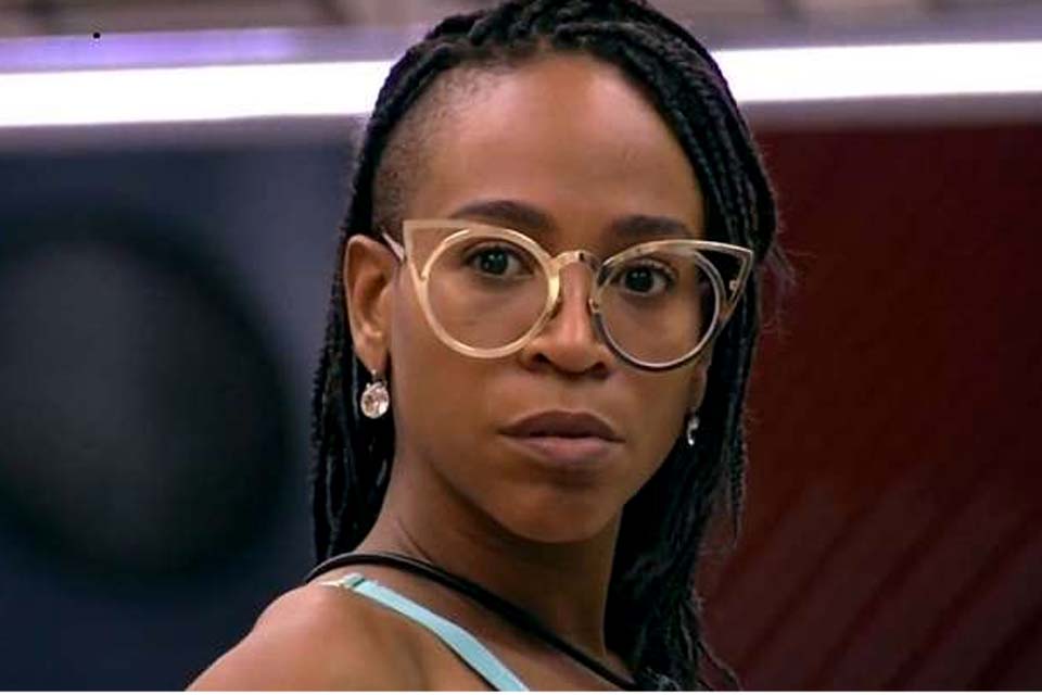 Karol Conká fica com medo após eliminação de Nego Di do 'BBB 21': 