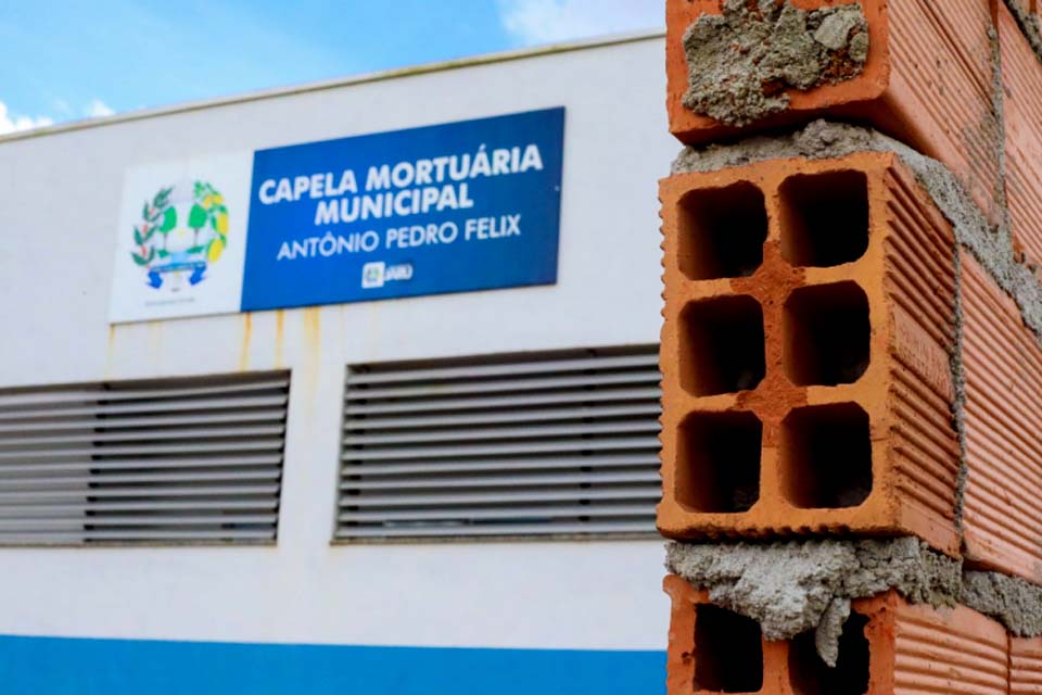 Prefeitura realiza construção de muro na Capela Mortuária Municipal Antônio Pedro Félix