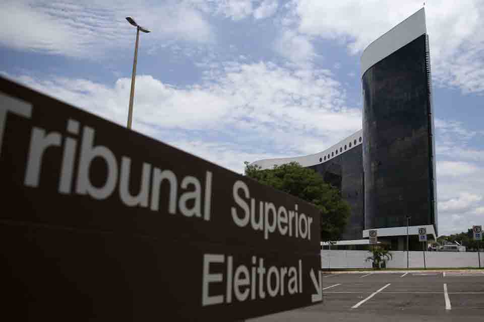 Tribunal Superior Eleitoral regulamenta propaganda política no Brasil