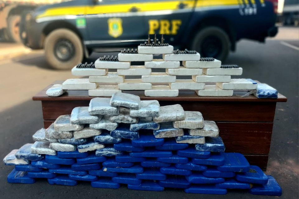 PRF apreende 84 Kg de cocaína e quase 100 munições calibre 7.62 mm