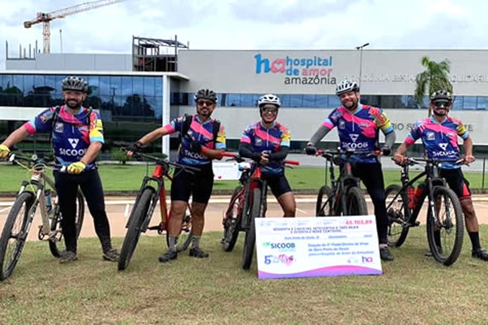 Em prol do Hospital de Amor Amazônia, ciclistas pedalam 334 km e fazem a entrega de cheque