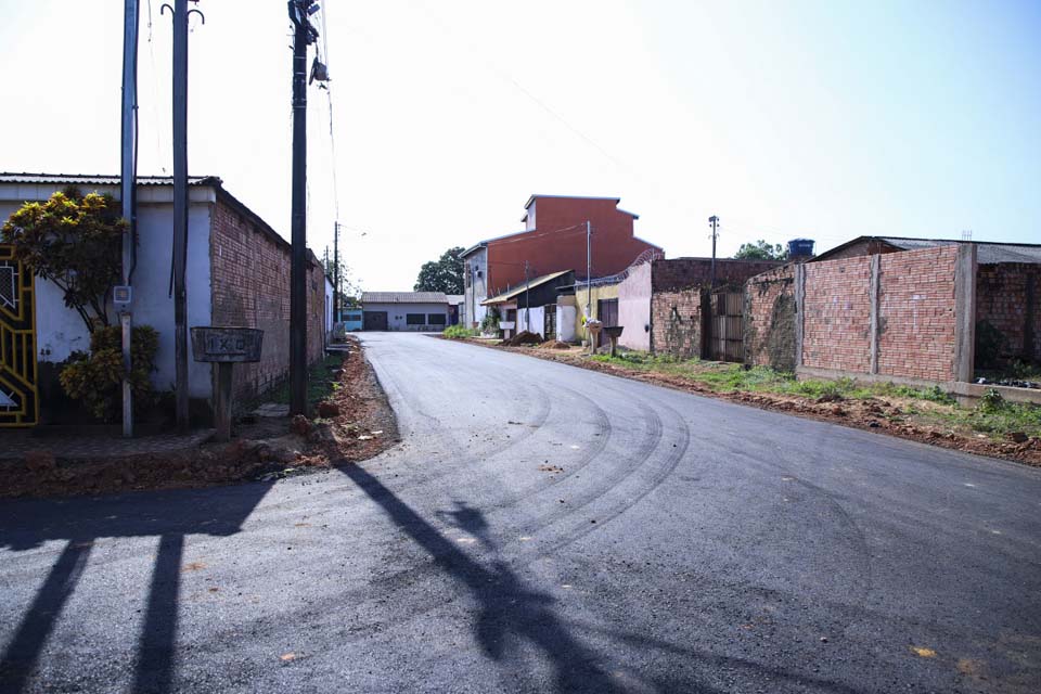 Porto Velho: Ruas do bairro Socialista começam a ser asfaltadas