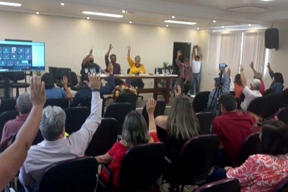 Prestação de contas 2022 do SINDSEF-RO é aprovada sem ressalvas em assembleia; reunião teve a participação presencialmente massiva dos filiados