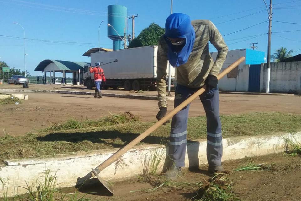 Prefeitura de Porto Velho prossegue calendário de limpeza em toda a cidade