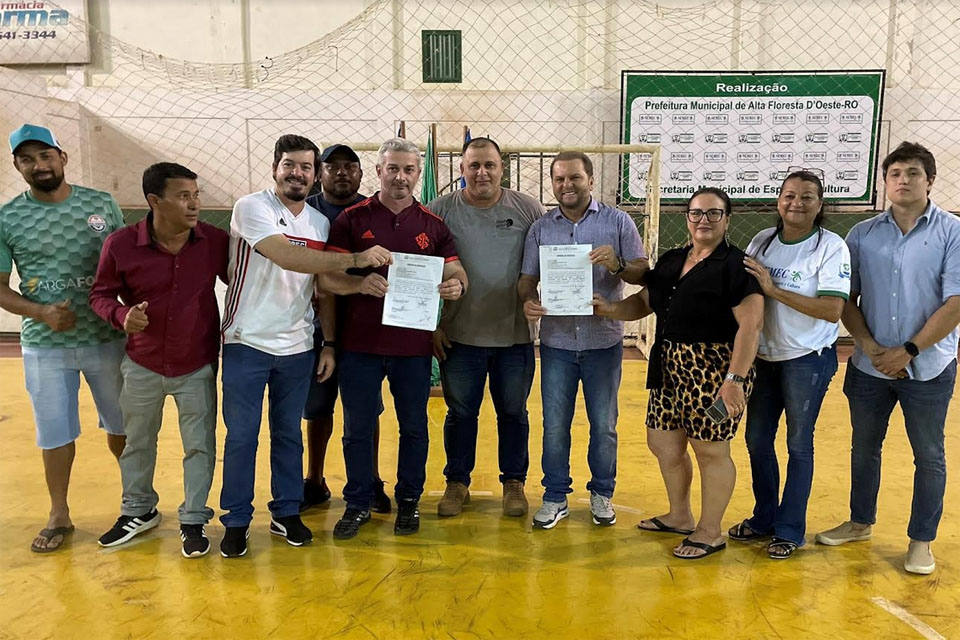 Recursos assegurados por Cirone Deiró garantem obras de reforma e melhorias de ginásio em Alta Floresta