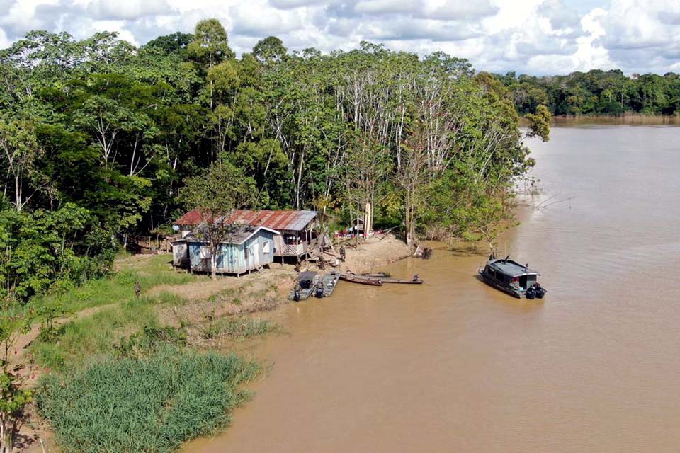 Líderes indígenas do Javari relatam ameaças e articulam força-tarefa