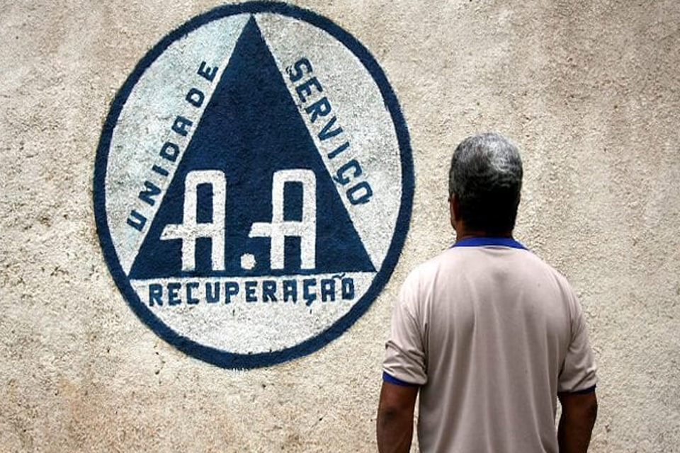 AA completa 87 anos de existência nesta semana, estando atuante em Rondônia desde 1.980 com vinte e cinco grupos no Estado