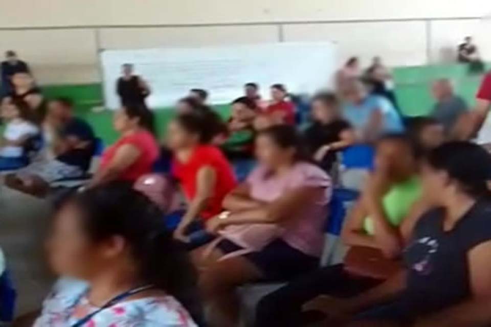 Pais de alunos fazem reunião para tratar de ano letivo sem transporte escolar e outras pautas