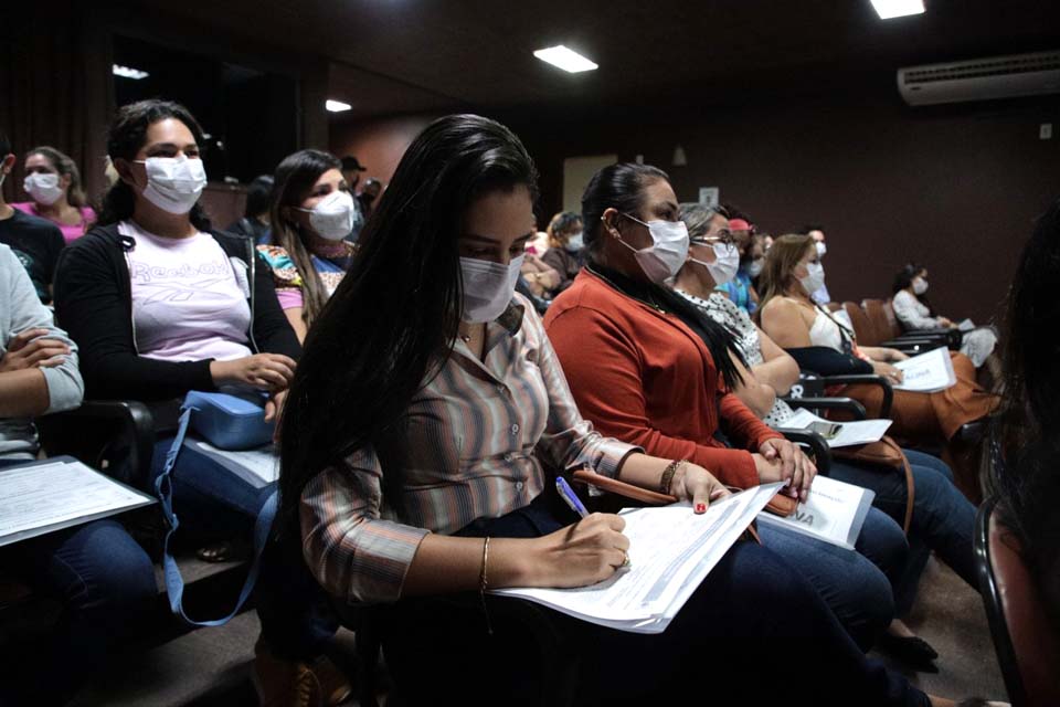 Porto Velho: Enfermeiros e técnicos são treinados para vacinação contra influenza e sarampo