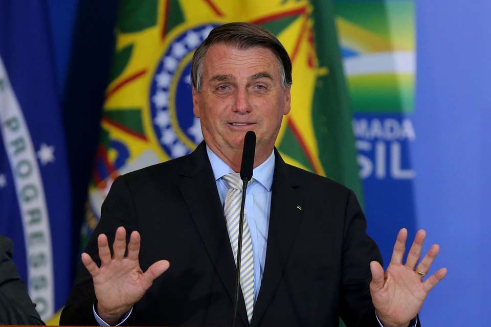 Bolsonaro: Iniciativa privada é fundamental para projetos na Amazônia