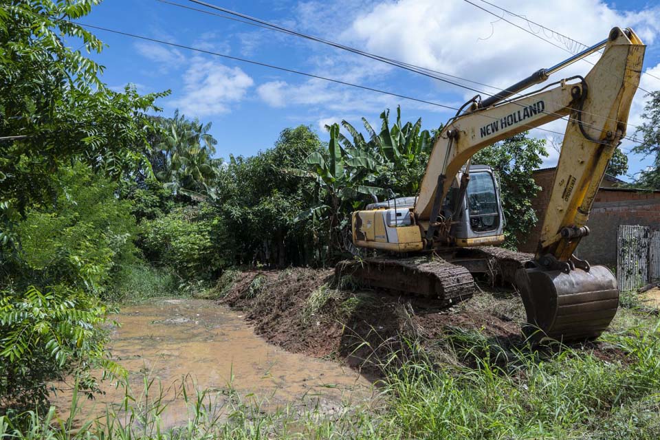 Em oito meses foram limpos mais de 2 quilômetros de canais em Porto Velho; prefeitura pede colaboração da população