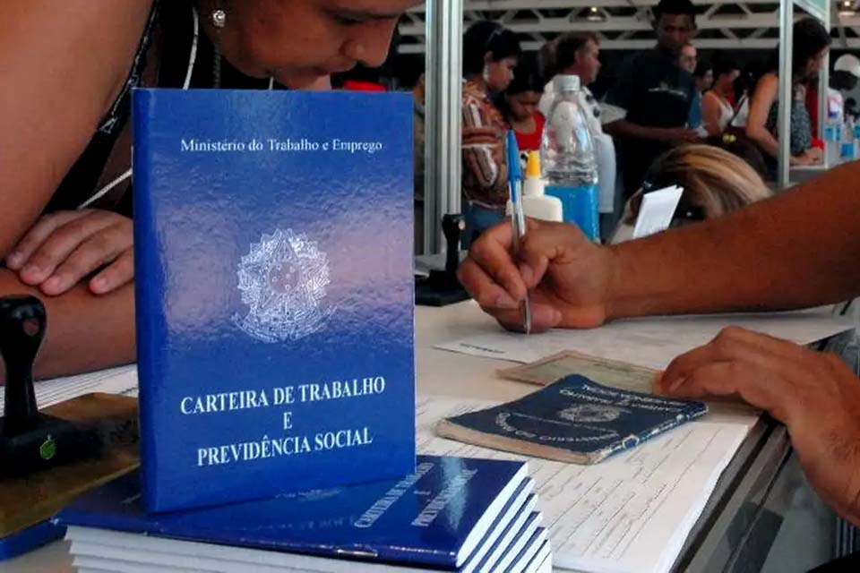 Mercado de trabalho reproduz desigualdade racial, aponta Dieese