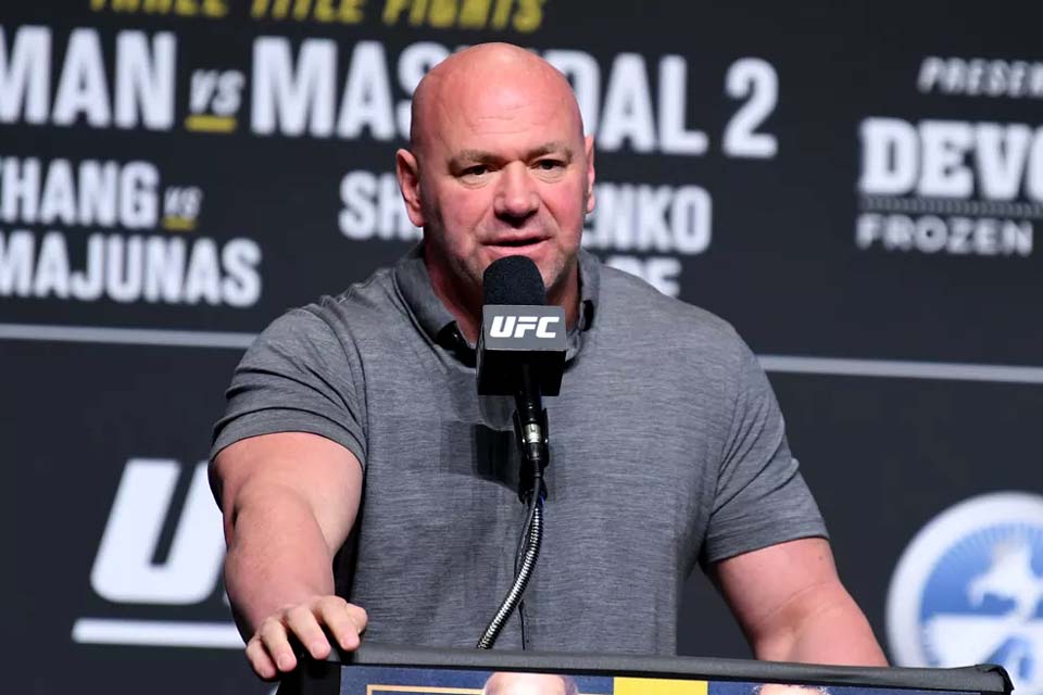 Dana White admite que desistiu de negociar luta entre Jon Jones e Francis Ngannou