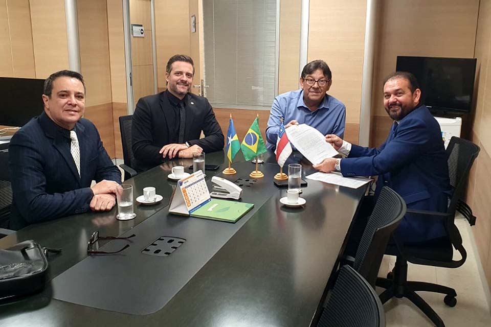 Deputado Laerte Gomes confirma palestra do ministro Jader Barbalho Filho no 1º Fórum do Parlamento Amazônico