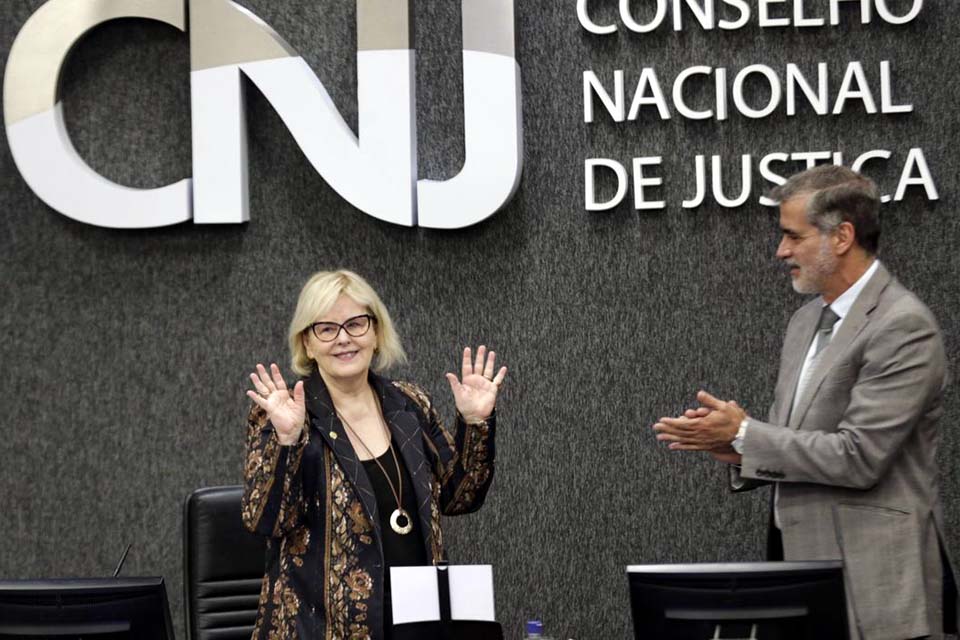 Ministra Rosa Weber participa de última sessão na presidência do CNJ