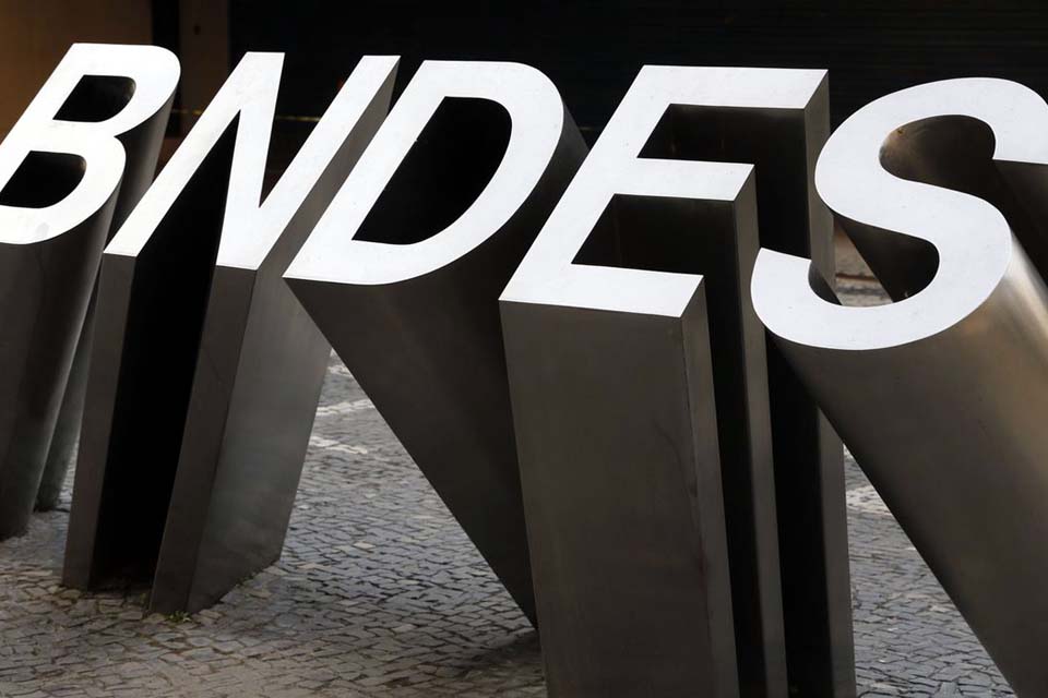 BNDES apoia capacitação de empreendedores de baixa renda