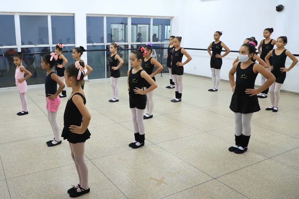 Porto Velho: Restam 50 vagas para aulas de ballet para crianças a partir de 7 anos