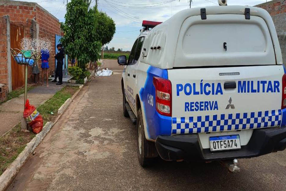 Homem “surtado” é espancado após  tenta agarrar mulheres em Residencial