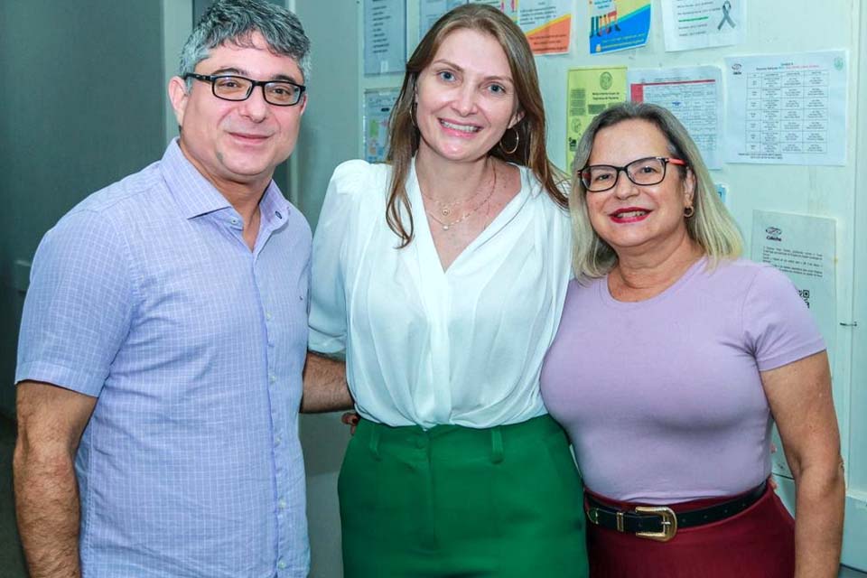 Lebrinha debate melhorias com gestores do Hospital João Paulo II e de outras unidades médicas estaduais na capital 