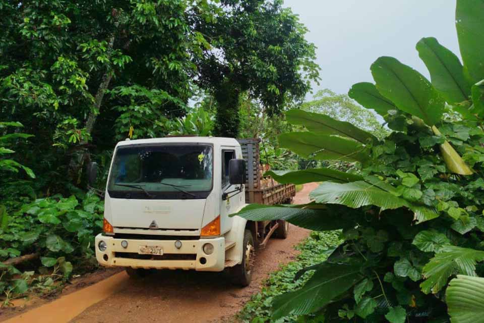 Município mobiliza apoio a produtores rurais afetados pela elevação do nível do rio Madeira