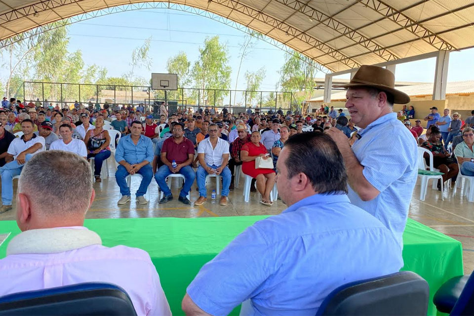 Deputado Pedro Fernandes atua na regularização fundiária de Machadinho e Cujubim