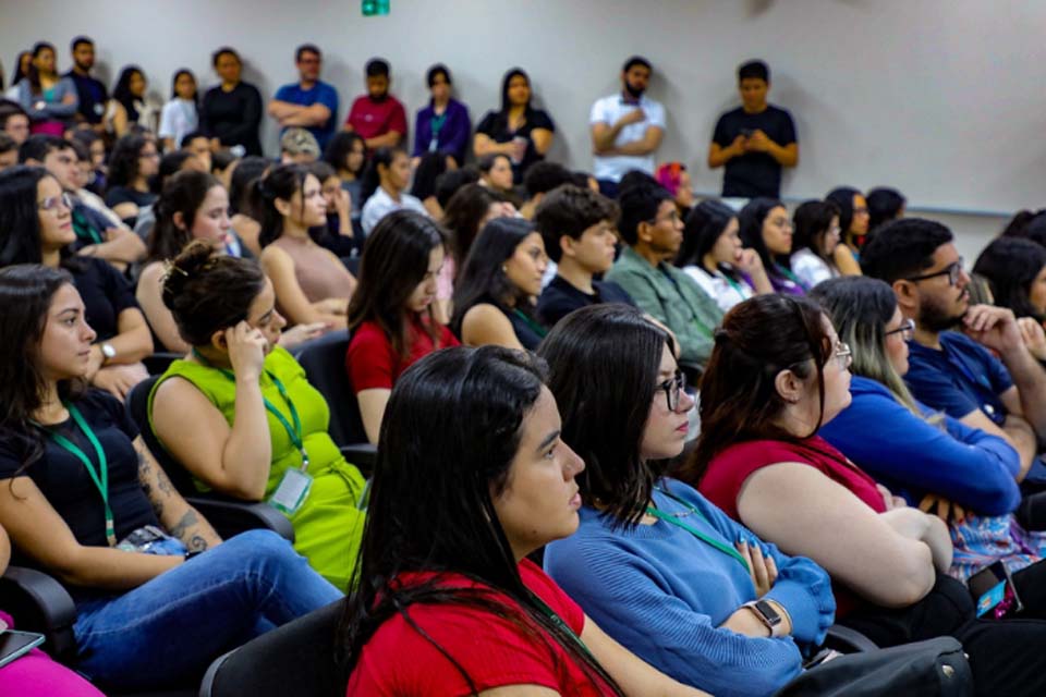 Tribunal de Justiça de Rondônia homenageia estagiários(as)