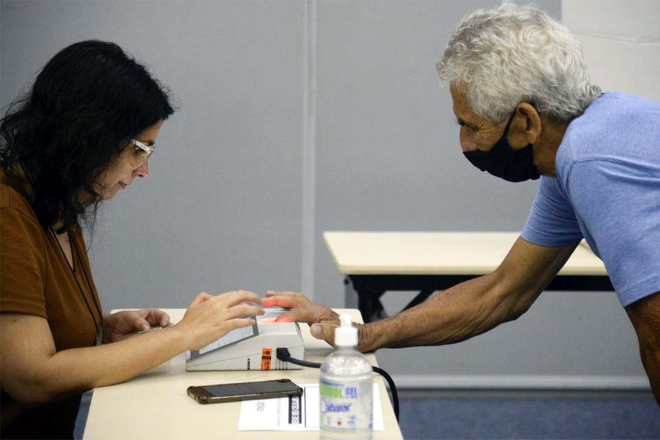 Hoje é último dia para justificar ausência no segundo turno das eleições