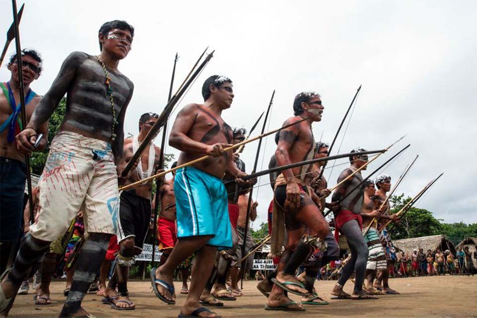 Governo cria grupo para tratar do combate a crimes em terras indígenas