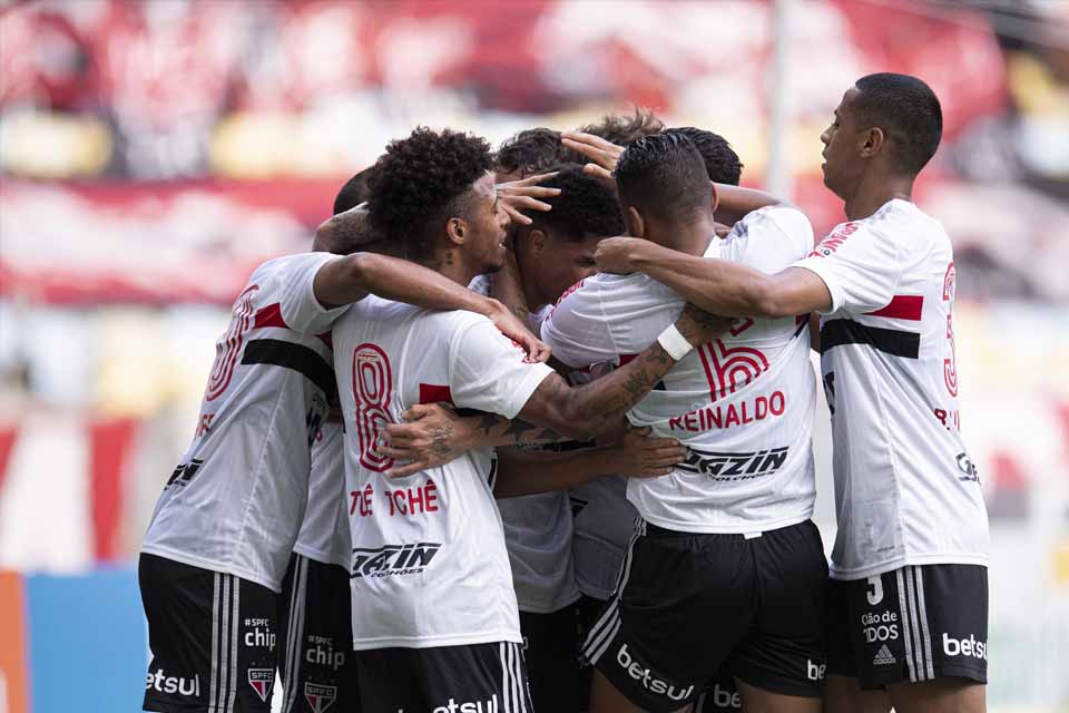 VÍDEO - Flamengo 1 x 4 São Paulo; Gols e Melhores Momentos